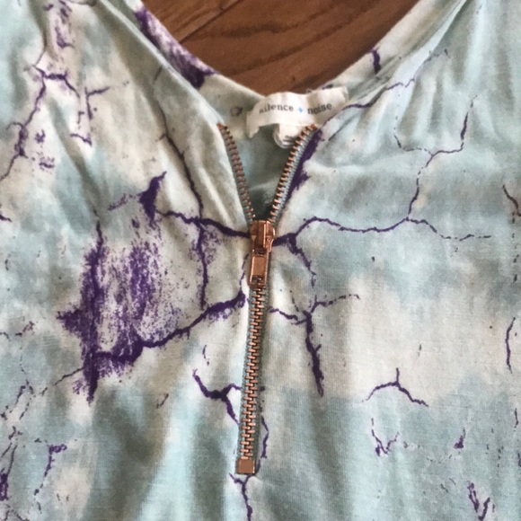 Tank - Picture 2 of 4